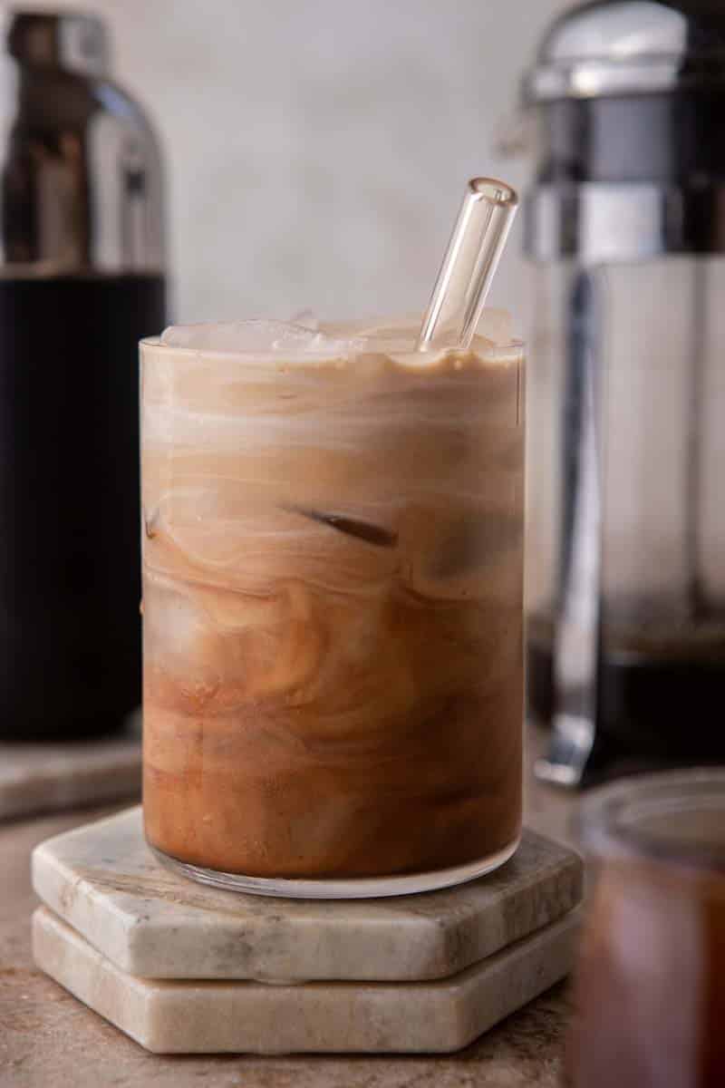 Craft Your Perfect Iced Mocha: Homemade Recipe & Ingredient Guide